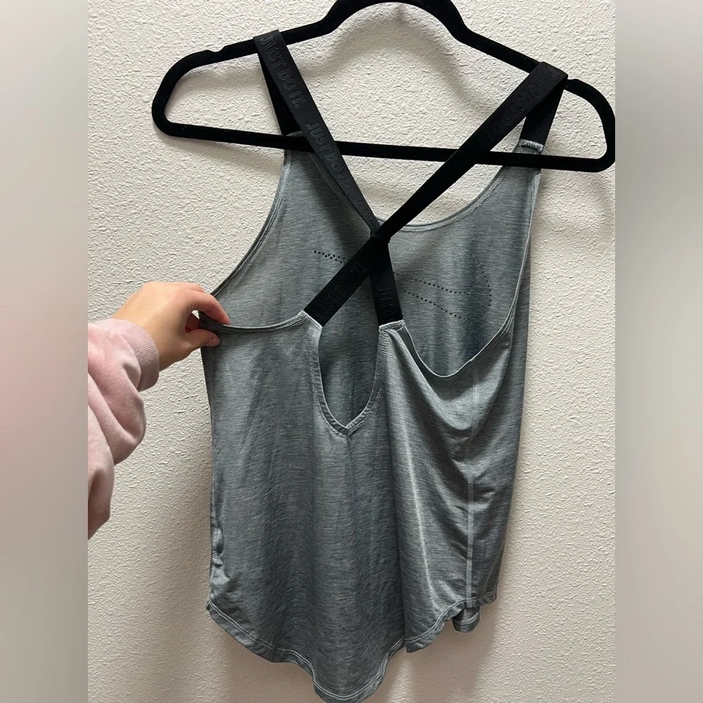 Nike Dri Fit Tank Top‎
